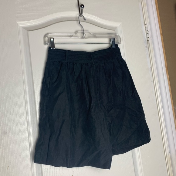 Aritzia Wilfred Linen Shorts - Picture 3 of 4